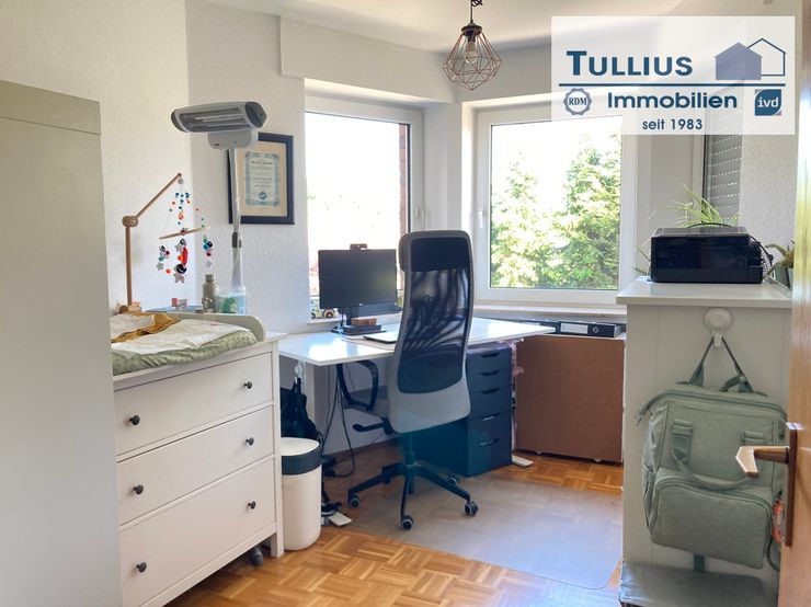 Büro/Kinderzimmer