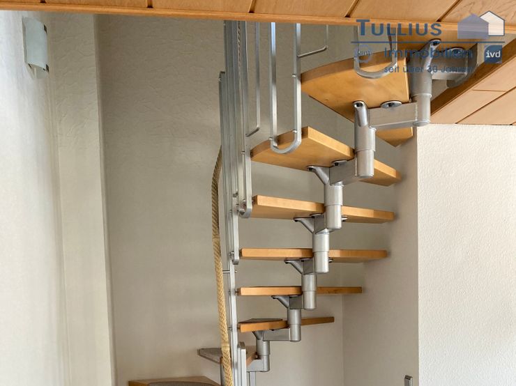 Treppe z. Spitzboden